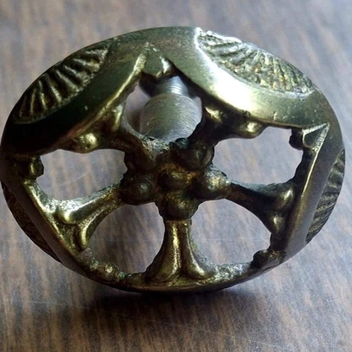 Antique Drawer Pull Knob Round Brass /Bronze 1-1/2″ Dia